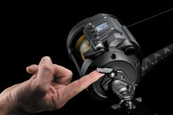 Daiwa Tanacom 1200 Power Assist Electric Dendoh Reel -Daiwa Tanacom1200 free spool lever